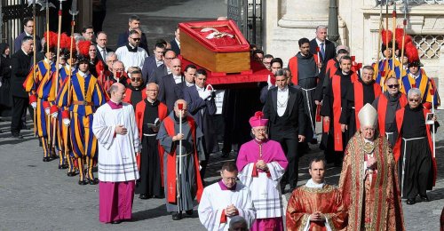 Papst Franziskus und sein letzter Weg: 8 Fragen und 8 Antworten zum Begräbnis