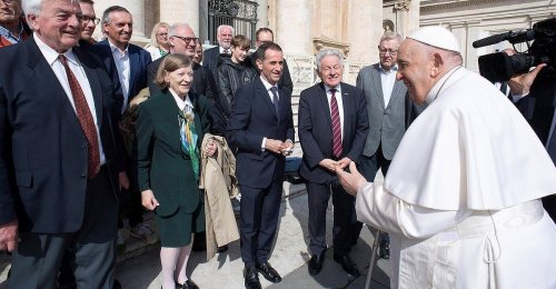 Papst zu Pilgergruppe aus Oberösterreich: "Bitte betet für mich"