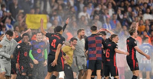 Barcelona zum 28. Mal spanischer Meister - Auto fuhr vor Spiel in Menschenmenge