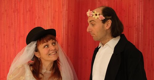 Das Theater Tabor beschenkt sich zum Geburtstag mit köstlichen Klassikern Tschechows