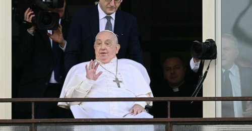 Papst nach 38 Tagen aus Krankenhaus entlassen