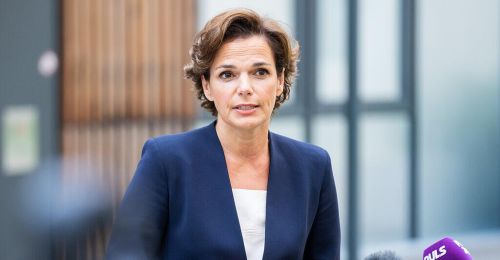 Rendi-Wagner lädt Thiem zu Impfgespräch