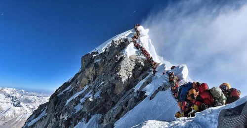 Das verrückte Gipfelrennen auf den Everest
