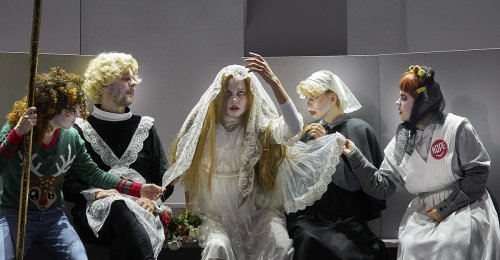 Premiere im Linzer Landestheater: Vom "Geldknall" zur Klimakrise