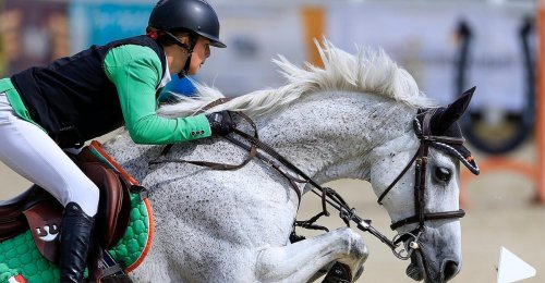 Was ein knallgrünes Sakko mit einer 100.000-Euro-Serie verbindet