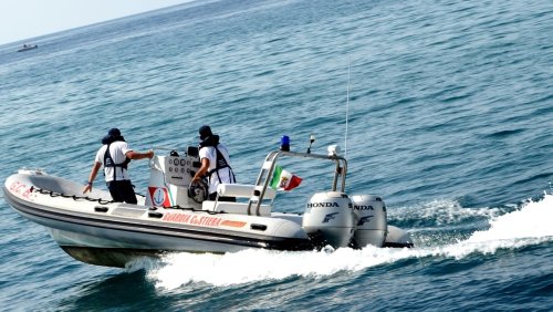 Tragedia in mare: pescatore trovato morto sulla sua imbarcazione