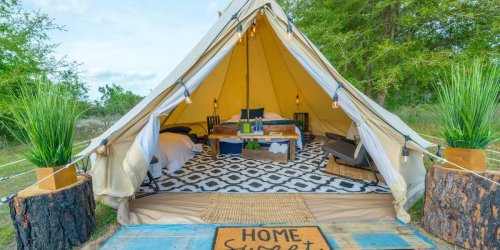 You Can Glamp In Style In This Glamourous Tent For Less Than $35 A Person In Florida