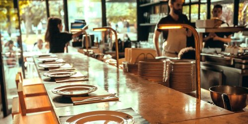 No-shows au restaurant : Tu paieras des frais si tu n'annules pas ta réservation au Québec