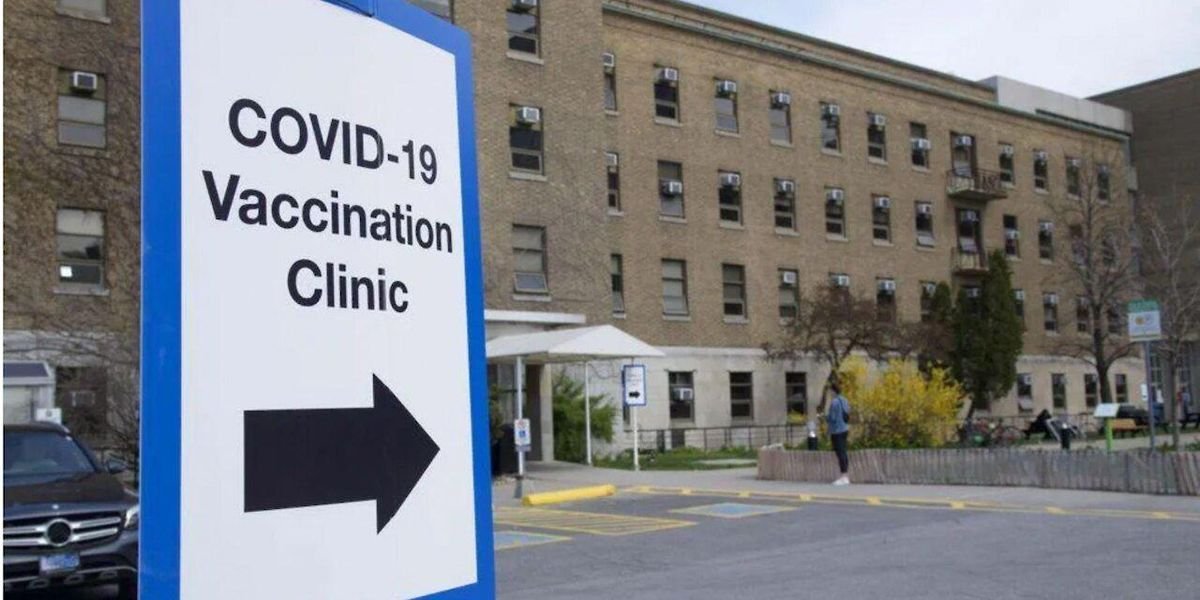 These 18 Toronto Postal Codes Are Getting Priority For Both Doses Of A COVID-19 Vaccine