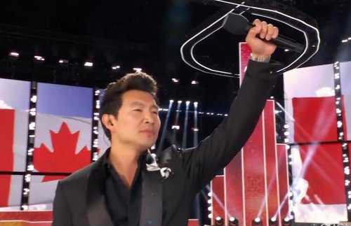 Simu Liu Just Did His Own 'I Am Canadian' Speech At The Junos & It's Such A Vibe (VIDEO)