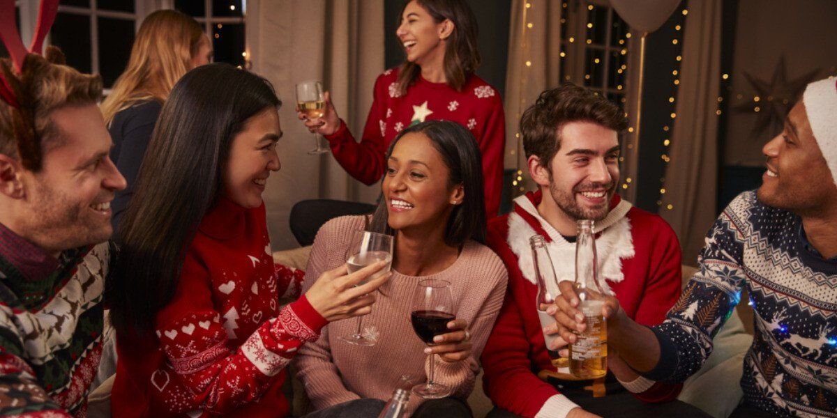 13 Best Ugly Christmas Sweaters You Can Buy In Canada For Your Next Holiday Party (PHOTOS)