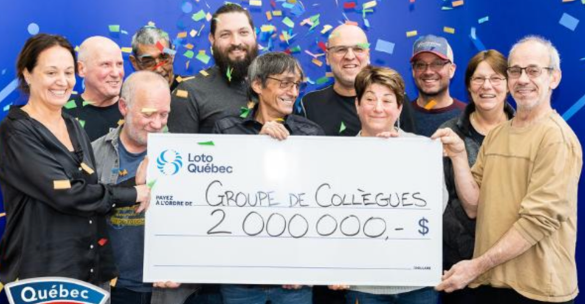 Ces 10 collègues originaires de la Montérégie ont gagné 2M$ grâce à un billet du Québec 49