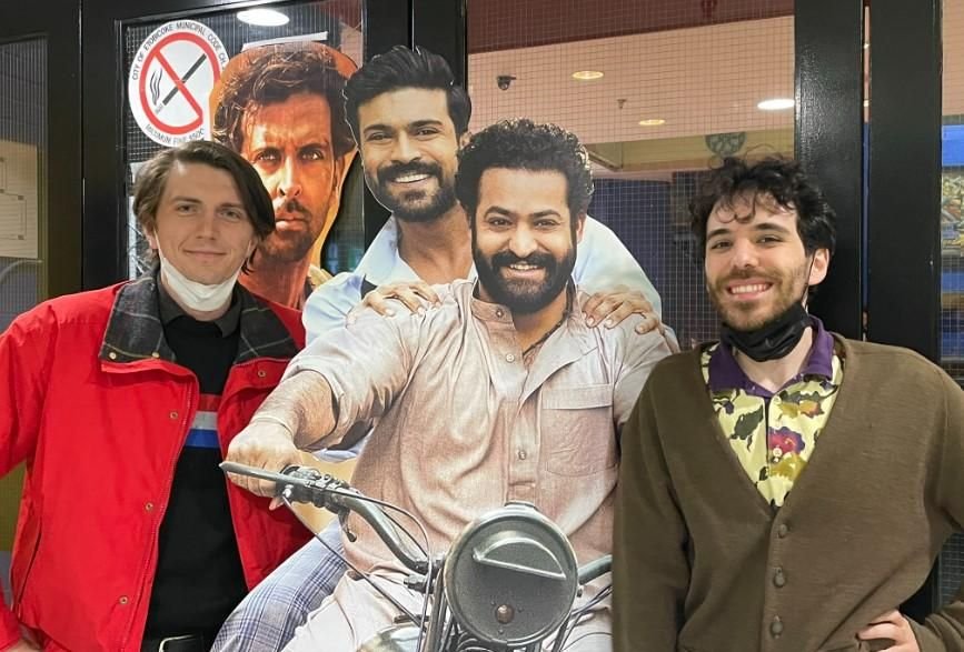 I Went To An Indian Movie Theatre In Toronto & It Was So Different From What I Expected