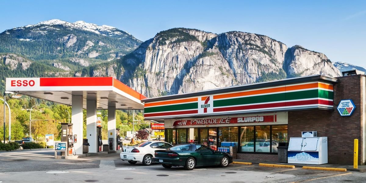 Gas Prices In Canada Plummet In An 'Overreaction' To The Omicron COVID-19 Variant