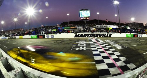 Race guide: Blue-Emu Maximum Pain Relief 500 at Martinsville | NASCAR - Flipboard