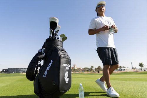 What's in Anthony Kim's bag?