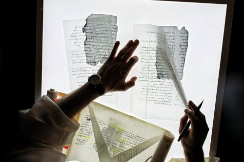 Who wrote the Dead Sea scrolls? Science may have the answer