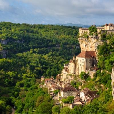 How to plan an autumn road trip through France’s Dordogne Valley