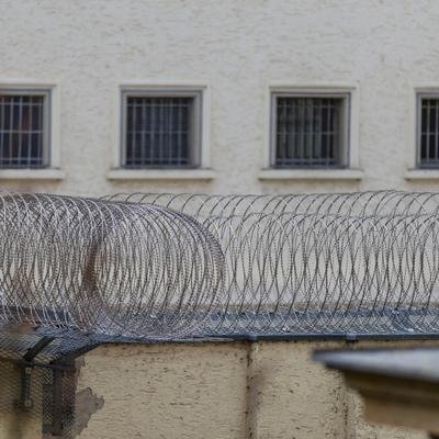 Von Kannibalen und gewagten Gefängnisausbrüchen: Deutsche Haftanstalten und ihre Geschichten