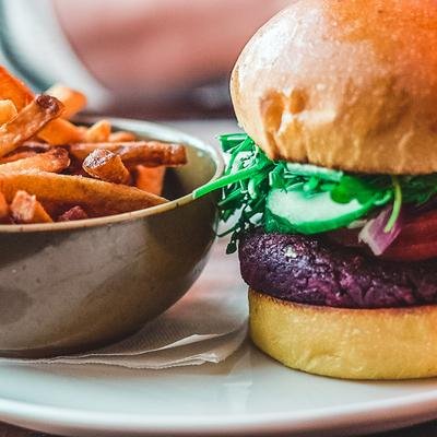 Historische Nahrungsforschung: War der Veggie-Burger schon immer die bessere Wahl?
