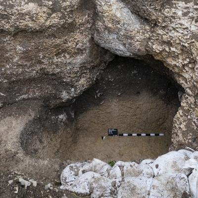 Verborgener Eingang zu eiszeitlicher Höhle entdeckt