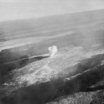 En 1935, les États-Unis ont bombardé un volcan en éruption