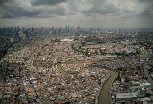 Jakarta sera bientôt sous les eaux, le gouvernement lance un plan de sauvetage