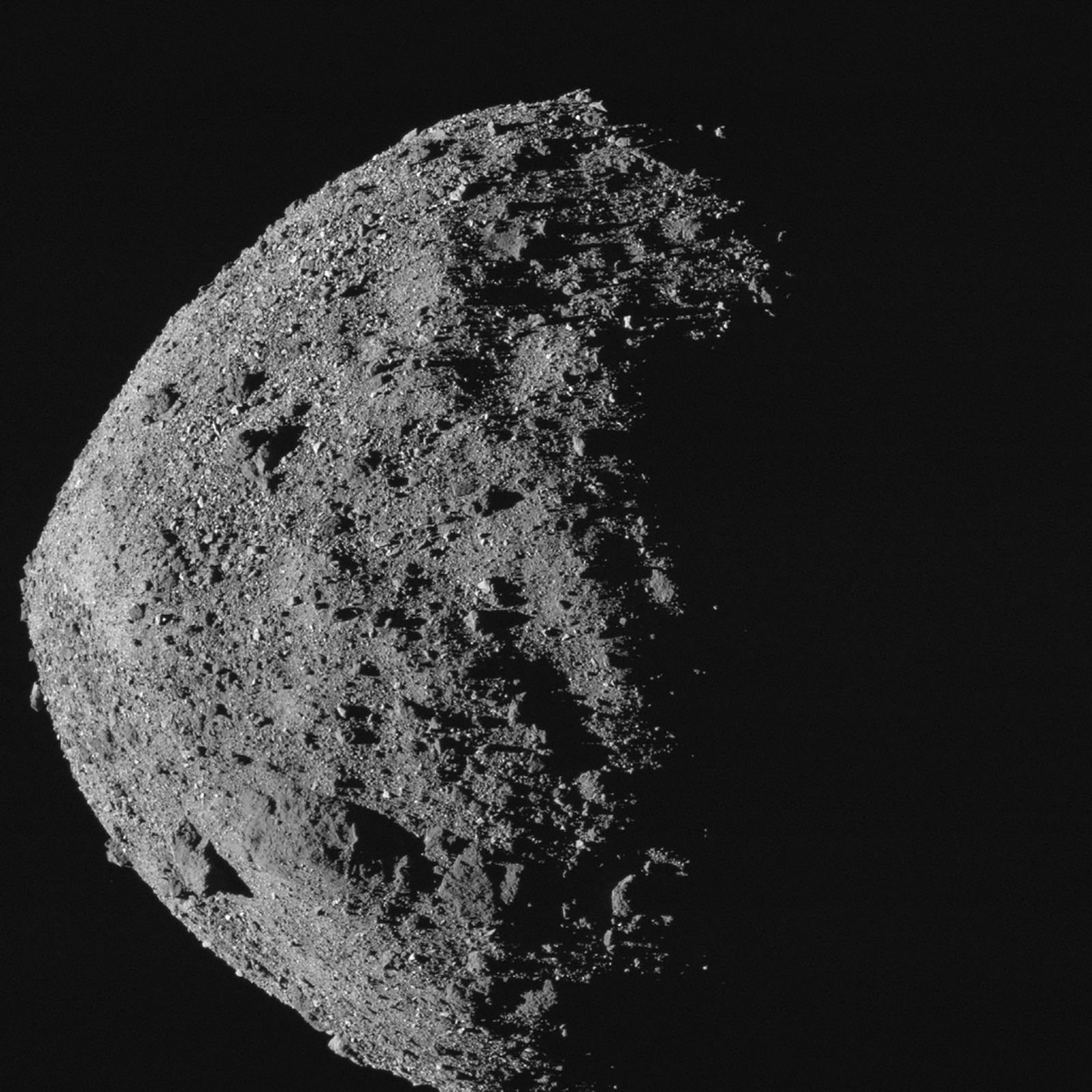 Bénou, l'astéroïde cartographié par la NASA, pourrait abriter des éléments nécessaires à la vie