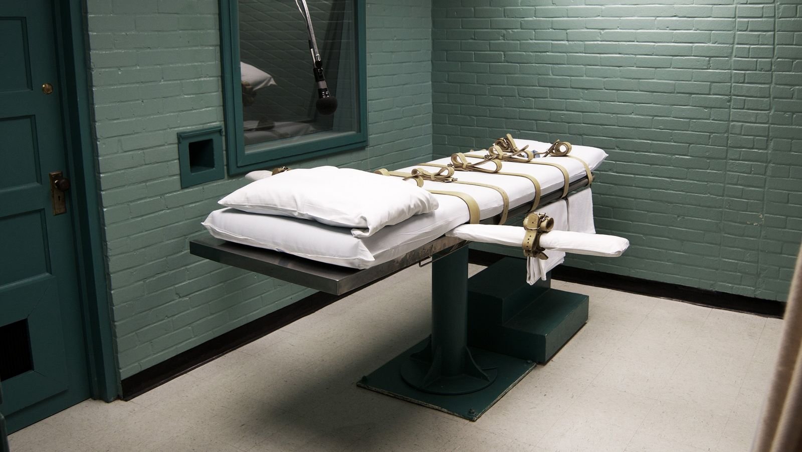 Plongée dans les couloirs de la mort - Reportages