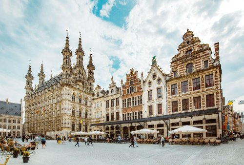 A cidade belga onde surgiu a teoria do Big Bang