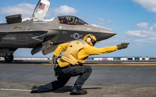 Could Hypersonic Missiles Be the Silver Bullet for Aircraft Carriers?