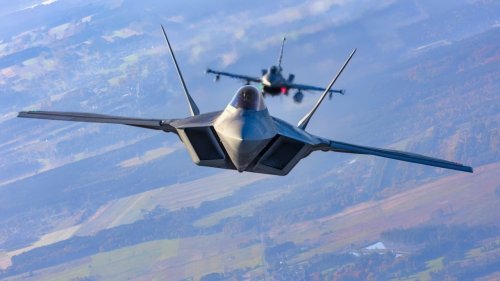 F-22 Raptors Took Part in Revived Mitchell Trophy Air Race
