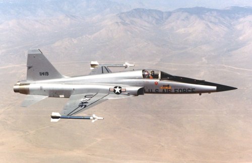 Busted: Iran's 'New' Saeqeh Fighter Is Really Just an Old American F-5