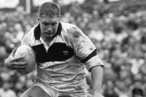 "Giant" of Wales Rugby League Mark Alun Jones has died in Abu Dhabi at the age of 59