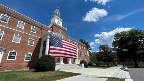 Cybersecurity School at Norwich University Named for Sen. Patrick Leahy
