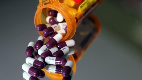 Senate Rules Referee Weakens Dem Drug Plan in Economic Bill