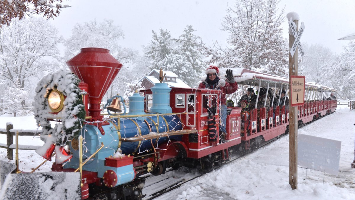 ‘Holiday Express' Train to Start Rolling in Aurora