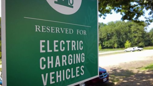 DelDOT to Roll Out 3-Phase Plan for Electric Vehicle Charger Accessibility