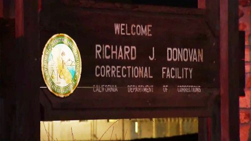 From defendants to diplomas: 24 Donovan inmates get associate's degrees