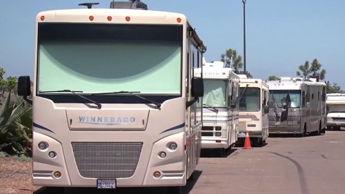 Pacific Beach residents fed up with people living in cars, RVs in their neighborhood