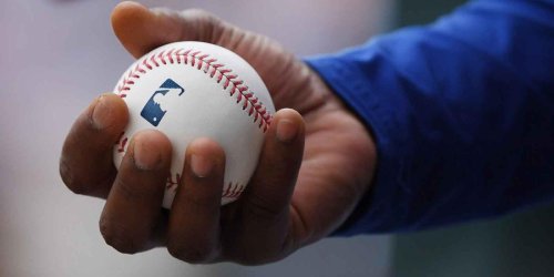 Report: MLB players to use anti-sign-stealing technology on field