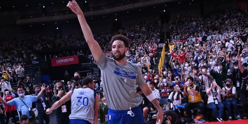 Klay hilariously thrilled to 'humble' JP in 3-point contest
