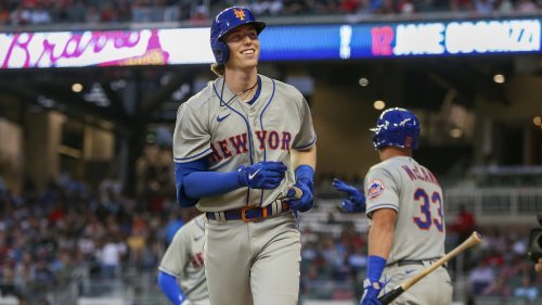 Top prospect Baty homers for Mets in first big league at-bat