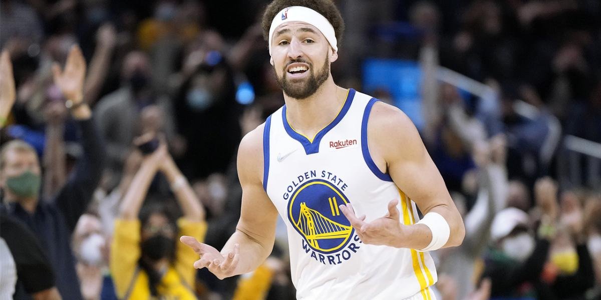Klay Thompson Shines in His Return to the Warriors - cover