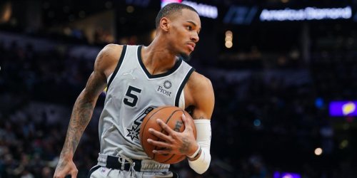 Report: Hawks acquiring Dejounte Murray from Spurs