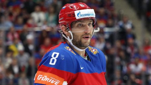 Ovechkin’s frustrations continue as Finland edges Russia at worlds