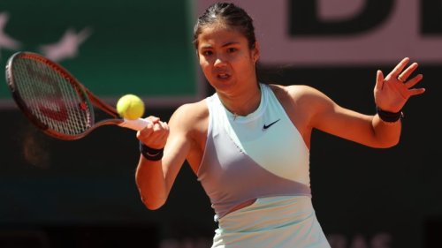 Emma Raducanu loses in 2nd round at French Open
