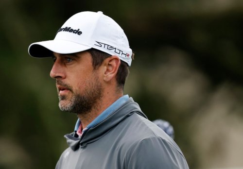 Aaron Rodgers wins pro-am at Pebble Beach