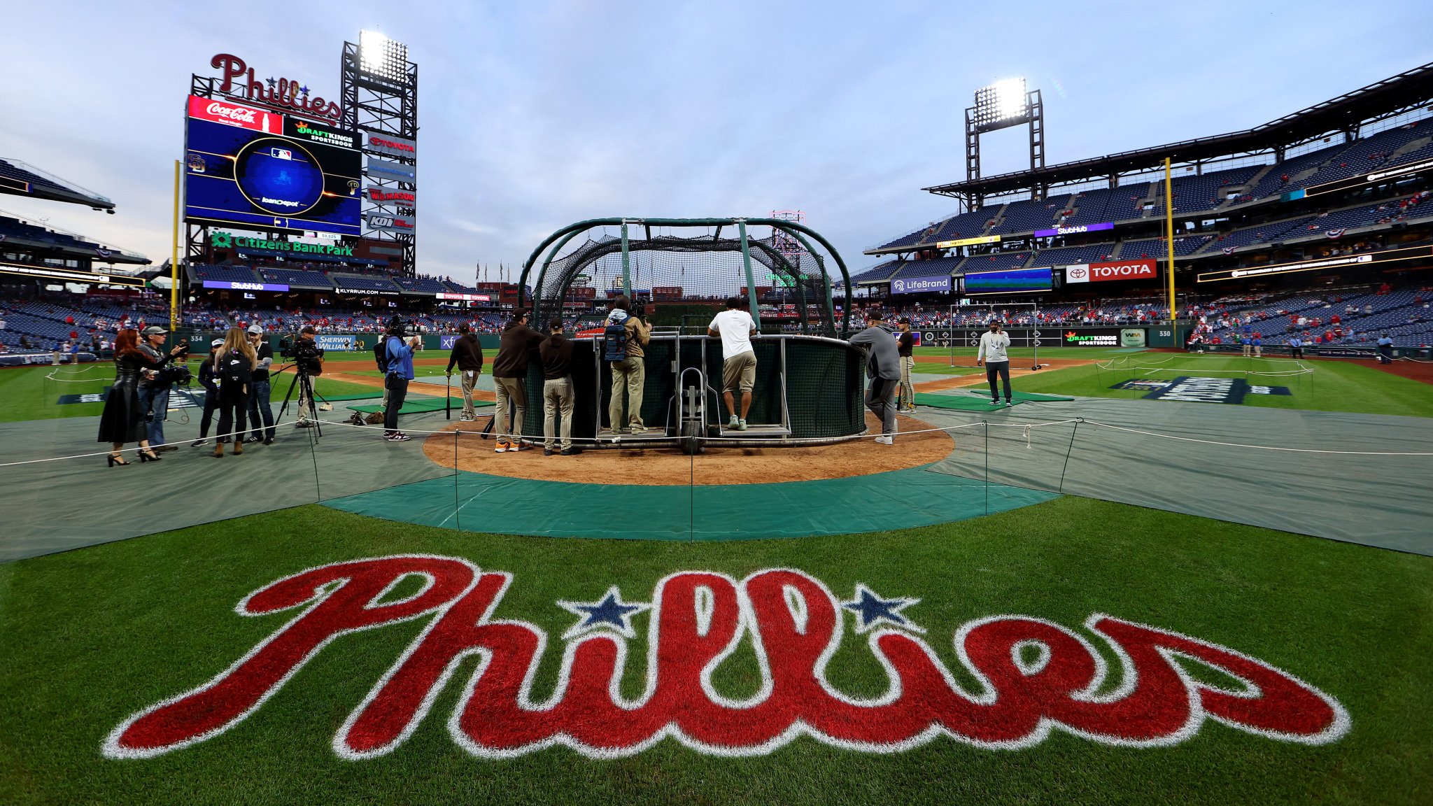 Noah Song arrives at Phillies spring training after Navy grants transfer to  reserves – Trentonian