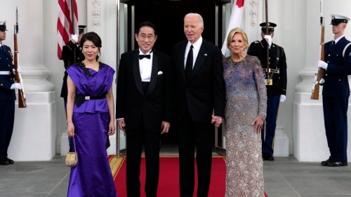 From Tim Cook to the Clintons, US state dinner for Japan attracts top figures in business, politics